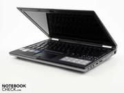 Nein, es ist keine Geforce GTX 280M, aber ein leistungsstarker Core 2 Duo T9550 mit 2.66 GHz.