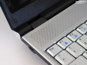 Lediglich der gebotene Sound fällt für Subnotebooks typisch dünn und basslos aus.