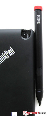 Der Stift verschwindet komplett im Tablet.