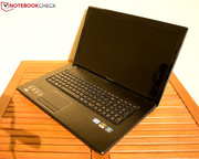Mit 3 kg Gesamtgewicht keine portable Lösung: Lenovo G780