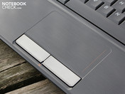 großes Touchpad mit sehr guten Tasten
