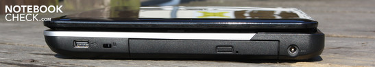 Rechte Seite: USB 2.0, Kensington, DVD-Brenner, AC