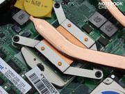 Der Core i3-330M (2.13GHz) ist ebenfalls gesteckt. Hier könnte auch ein i5-430M sitzen (CX620MX-i5447W7P).
