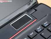 2 Speaker über der Tastatur