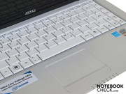 Auch das Touchpad lässt liebgewonnene Features vermissen.