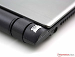 Detail: Power-On neben Gelenk