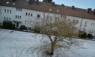 Front: 1,3 MP