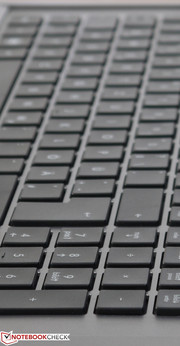 Die Tastatur hinterlässt einen ordentlichen Eindruck.