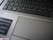 Eine kleine LED in der Ecke des Touchpads leuchtet, wenn dieses deaktiviert ist.