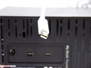 Das Thunderbolt-Kabel ist nicht im Lieferumfang.