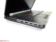 Von USB 2.0 über FireWire 400 bis hin zu USB 3.0 und eSata sind alle wichtigen Anschlussarten vorhanden.