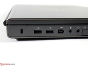FireWire 400 ist als 6-polige Variante integriert.