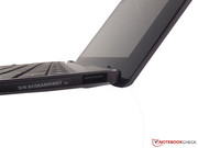 Und auch rechts am Dock sitzt die einzige USB-Buchse.