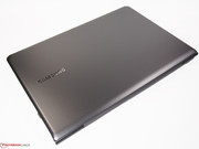 Das Ultrabook ist nur 1,8 kg schwer.