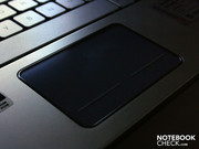 Das Glowing Touchpad will ein Highlight sein und leuchtet bei Berührung auf.