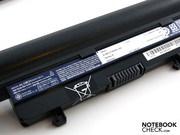 Der Akku hat 49 Wattstunden Kapazität (4.400 mAh).