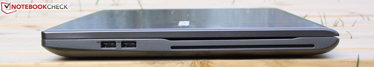 Rechte Seite: 2 x USB 2.0, Slot-In Blu-ray Reader