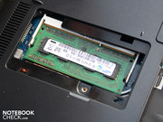 und die führt zum DDR3-RAM (1 Sockel).