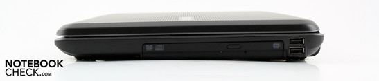 Rechte Seite: DVD-Laufwerk. 2xUSB