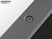 Die Webcam nimmt Samsung typisch nur in 0.3MP (VGA) auf.