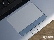 Das Touchpad kann sich den Fingerabdrücken nicht ganz entziehen.