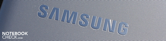 Samsung RV511 Core i3-380M: Office-Allrounder mit mattem Display