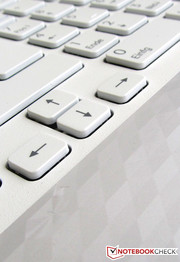 4 USB 2.0 Buchsen sind am Notebook zu finden