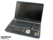 Der Vaio VPC-F11Z1E/BI ist ein leistungsstarkes 16.4-Zoll Notebook. Wir testen die Premium-Variante mit 2 x 4.096 MB, Blu-ray Brenner und Core i7-720QM.