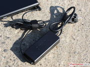 mit HDMI, VGA, USB 3.0 (1x) und USB 2.0 (2x).