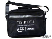 Praktische Notebooktasche inklusive