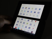 Die große Stärke des Tablet P ist das zweigeteilte Display.