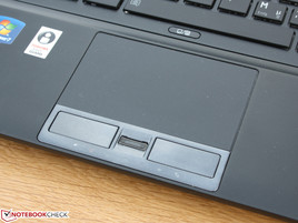 Touchpad: kaum Tastenhub, schmierige Oberfläche