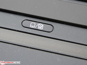 Diese Taste schaltet das Touchpad ab, das ist nützlich beim Schreiben.