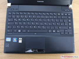 Tastatur: In Summe gutes Feedback, schwacher Druckpunkt