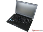 2 kg leichtes Business Notebook mit 14-Zoll-Display