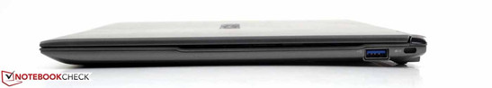 rechte Seite: Sim-Card Einschub, USB 3.0, Kensington-Lock