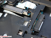 Ein RAID Controller ist jedoch nicht an Bord.