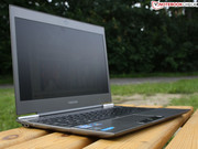 und Satellite Z930-12Z (900 Euro, im Bild)