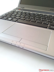 Auch das Touchpad arbeitet zu unserer Zufriedenheit.