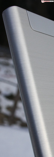 Sony Vaio SVT-1511M1E/S: edles Alu-Finish.