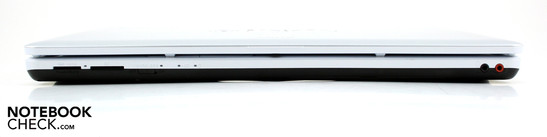 Frontseite: Memory Stick & SD Kartenleser