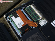 (4096MB onboard + 4096 gesteckt) getauscht werden.