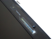 Eine Crystal Eye Webcam samt Array Mikrofon sind auch mit an Bord.