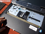 RAM Slots unter Tastatur