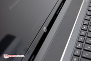 Eien Diode zeigt an, ob das Touchpad aktiv ist.