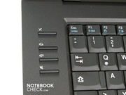 und Multimediasteuerung neben der Tastatur - dafür muss man auf einen Nummernblock verzichten