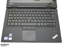 Bekannte und stabile Chiclet-Tastatur mit Hintergrundbeleuchtung