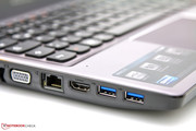 HDMI und USB 3.0 gehören heute zum guten Ton in dieser Klasse.