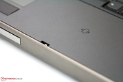 Das Symbol deutet den kontaktlosen SmartCard Reader an.