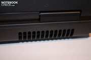 Der Celeron bleibt so kühl, dass der hinten angebrachte Lüfter nicht viel zu tun hat.